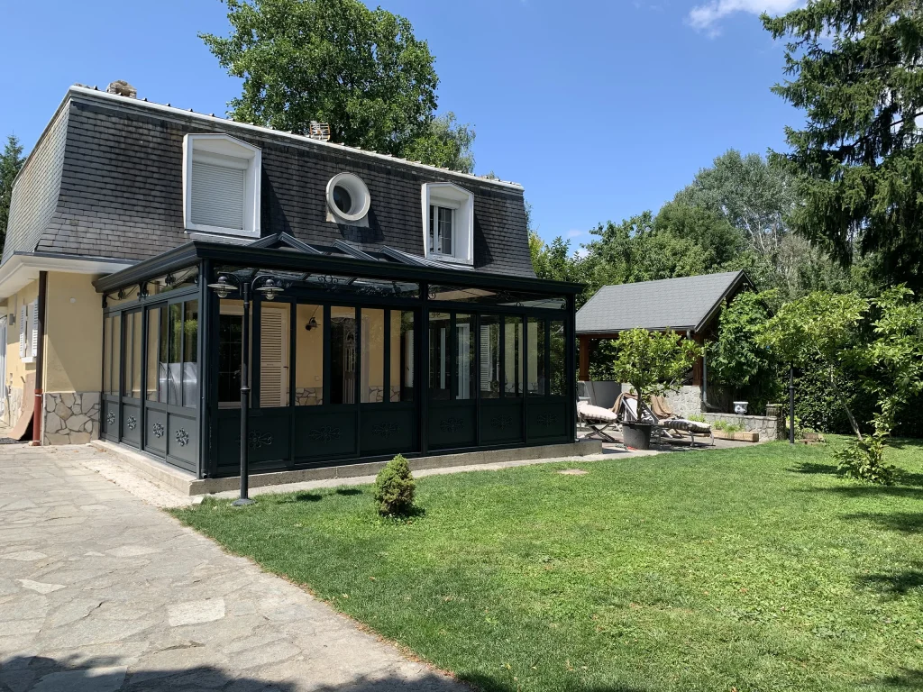 Photo d'une réalisation de véranda