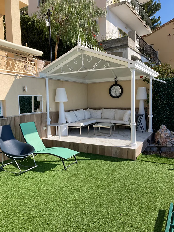 Réalisation d'une pergola en fer forgé